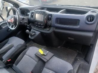 Opel Vivaro Vivaro Van 1.6 CDTI 95 Euro 6 (R9M-413(R9M-H4)) [70kW]  (03-2016/12-20=
19) picture 7