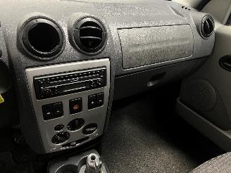 Dacia Logan Logan MCV I (KS) Combi 1.6 (K7M-718) [64kW]  (02-2007/06-2013) picture 20