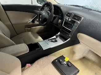 Lexus IS IS (E2) Sedan 250 2.5 V6 24V (4GRFSE) [153kW]  (08-2005/03-2013) picture 23