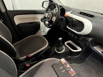Renault Twingo Twingo III (AH) Hatchback 5-drs 1.0 SCe 70 12V (H4D-400(H4D-A4)) [52kW=
]  (09-2014/...) picture 12