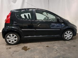 Peugeot 107 107 Hatchback 1.0 12V (384F(1KR)) [50kW]  (06-2005/05-2014) picture 7