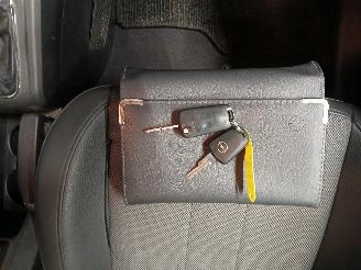 Opel Antara Antara (LA6) SUV 2.4 16V 4x2 (Z24SED(Euro 4)) [103kW]  (09-2008/12-201=
1) picture 20