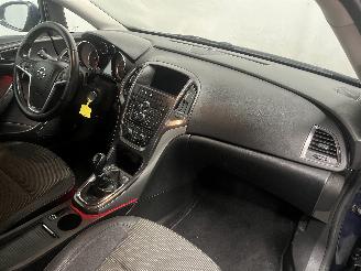 Opel Astra Astra J (PC6/PD6/PE6/PF6) Hatchback 5-drs 1.4 Turbo 16V (A14NEL(Euro 5=
)) [88kW]  (10-2010/10-2015) picture 8