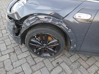 Mini Mini Mini (F56) Hatchback 3-drs 2.0 16V Cooper S (B48A20A) [141kW]  (12-201=
3/...) picture 18