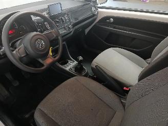 Volkswagen Up! Up! (121) Hatchback 1.0 12V 60 (CHYA) [44kW]  (08-2011/08-2020) picture 11