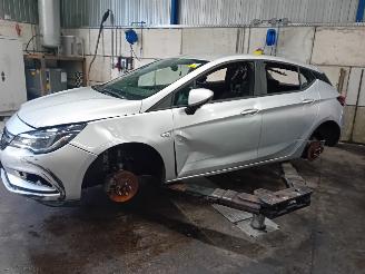  Opel Astra Astra K Hatchback 5-drs 1.6 CDTI 110 16V (B16DTU) [81kW]  (06-2015/12-=
2022) 2018/7