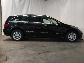 Mercedes R-klasse R (W251) MPV 3.0 320 CDI 24V 4-Matic (OM642.950) [165kW]  (01-2006/07-=
2010) picture 7