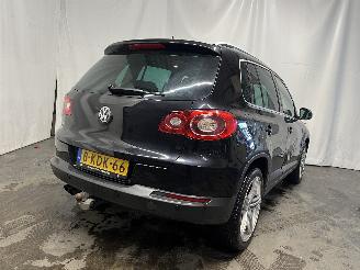 Volkswagen Tiguan Tiguan (5N1/2) SUV 2.0 TSI 16V 4Motion (CAWB) [147kW]  (09-2007/07-201=
8) picture 5
