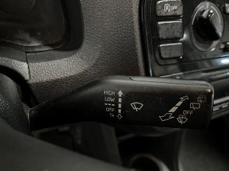 Volkswagen Up! Up! (121) Hatchback 1.0 12V 60 (CHYA) [44kW]  (08-2011/08-2020) picture 15