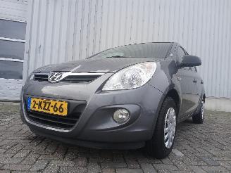 Schadeauto Hyundai I-20 i20 Hatchback 1.2i 16V (G4LA) [57kW]  (09-2008/12-2012) 2012/3