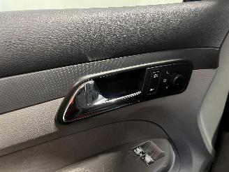 Volkswagen Caddy Caddy III (2KA,2KH,2CA,2CH) Van 1.6 (BSE) [75kW]  (04-2004/05-2015) picture 18