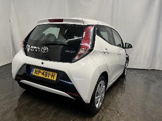 Toyota Aygo Aygo (B40) Hatchback 1.0 12V VVT-i (1KR-FE) [51kW]  (05-2014/06-2018) picture 5