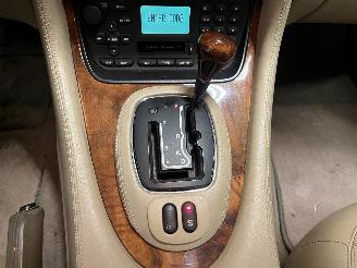 Jaguar XJ XJ8 (X308) Sedan 3.2 V8 32V Executive,Sport (AC) [174kW]  (07-1997/05-=
2003) picture 19