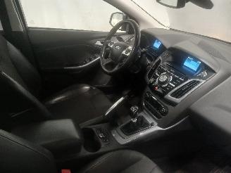 Ford Focus Focus 3 Hatchback 1.6 EcoBoost 16V (JQDB(Euro 5)) [110kW]  (07-2010/05=
-2018) picture 9