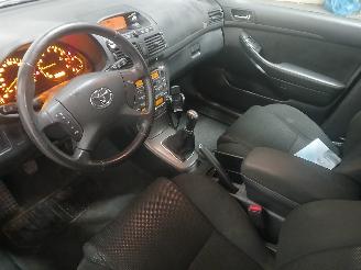 Toyota Avensis Avensis Wagon (T25/B1E) Combi 2.0 16V VVT-i D4 (1AZFSE) [108kW]  (04-2=
003/11-2008) picture 13