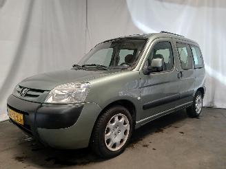 Peugeot Partner Partner Combispace MPV 1.6 16V (TU5JP4(NFU)) [80kW]  (07-2001/03-2008)= picture 3