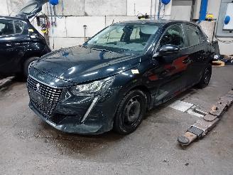 Salvage car Peugeot 208 208 II (UB/UH/UP) Hatchback 5-drs 1.2 Vti 12V PureTech 100 (EB2ADTDB(H=
NE)) [74kW]  (06-2019/...) 2020/12
