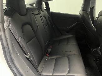 Tesla Model 3 Model 3 Sedan Long Range, Performance AWD (3D1) [340kW]  (06-2018/...)= picture 10
