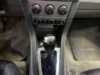 Dodge Avenger Avenger (JS) Sedan 2.0 16V (ECN) [115kW]  (06-2007/12-2011) picture 16