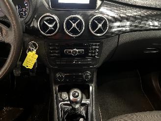 Mercedes B-klasse B (W246) Hatchback 1.6 B-180 BlueEFFICIENCY Turbo 16V (M270.910) [90kW=
]  (11-2011/12-2018) picture 21