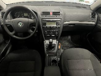 Skoda Octavia Octavia (1Z3) Liftback 1.9 TDI (BLS) [77kW]  (06-2004/12-2010) picture 11