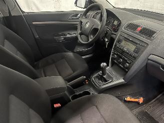 Skoda Octavia Octavia (1Z3) Liftback 1.9 TDI (BLS) [77kW]  (06-2004/12-2010) picture 9