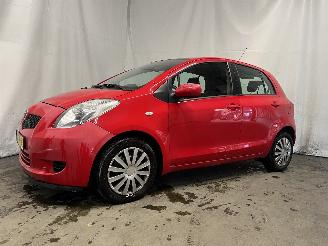 Toyota Yaris Yaris II (P9) Hatchback 1.3 16V VVT-i (2SZFE) [64kW]  (08-2005/11-2010=
) picture 3