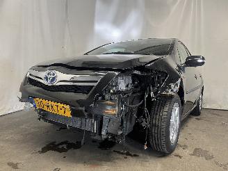 skadebil auto Toyota Auris Auris (E15) Hatchback 1.8 16V HSD Full Hybrid (2ZRFXE) [100kW]  (09-20=
10/09-2012) 2011/6
