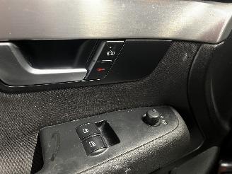 Audi A4 A4 (B7) Sedan 1.9 TDI (BKE) [85kW]  (11-2004/06-2008) picture 12