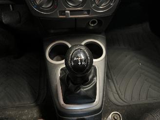 Mazda 2 2 (NB/NC/ND/NE) Hatchback 1.4 16V (FXJA) [58kW]  (04-2003/06-2007) picture 20