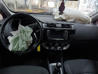 Kia Rio Rio III (UB) Hatchback 1.2 CVVT 16V (G4LA) [62kW]  (09-2011/12-2017) picture 5