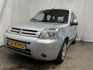 skadebil auto Citroën Berlingo Berlingo Cinqspace, Multispace MPV 1.6 16V (TU5JP4(NFU)) [80kW]  (10-2=
000/12-2011) 2007/6