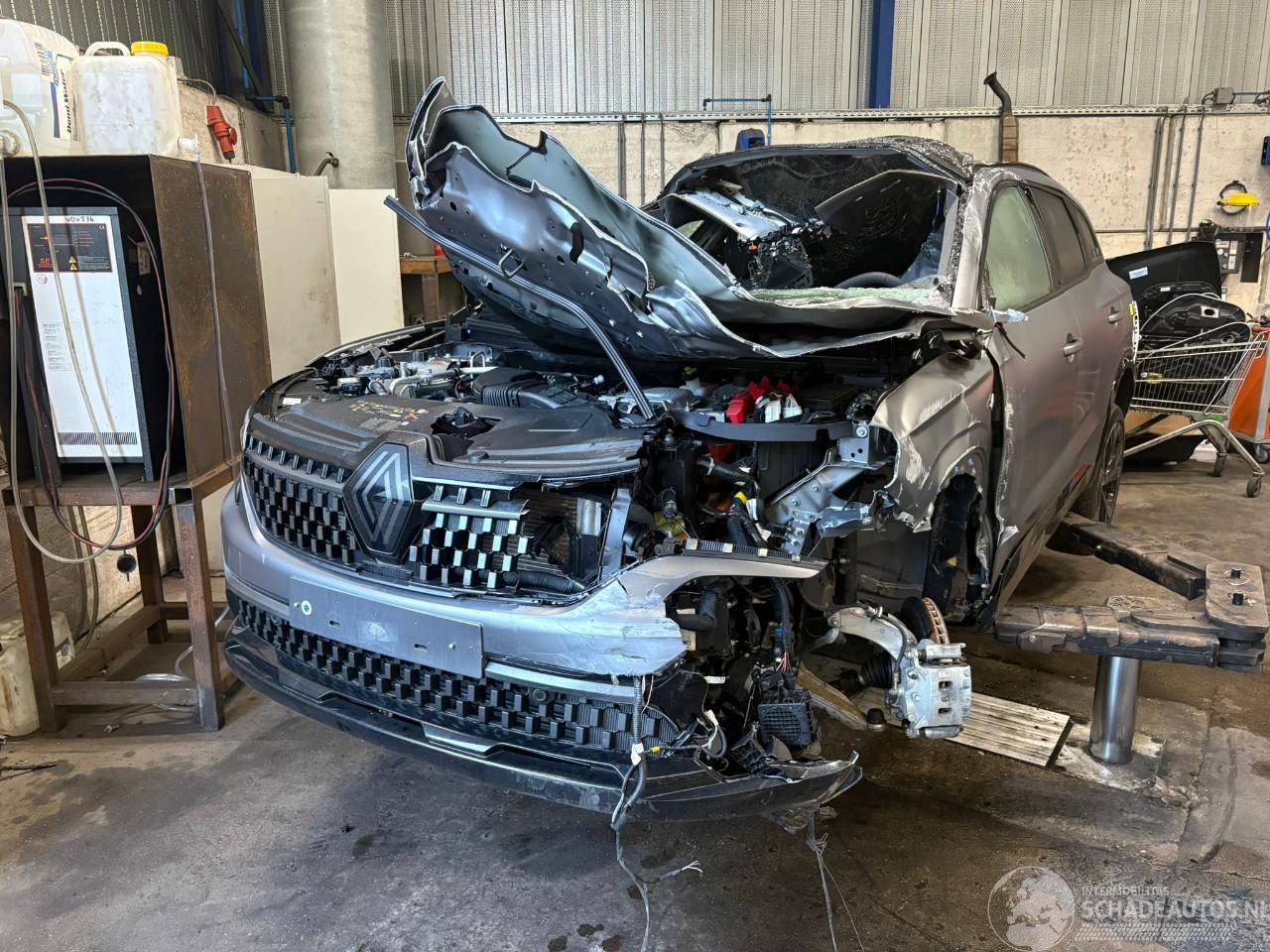 Renault Espace Espace (RHN) SUV 1.2 E-Tech full hybrid 200 (H5F-601(H5F-B6)) [146kW] =
 (05-2023/...)