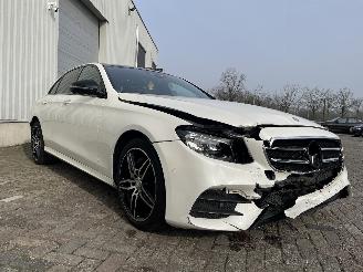 Mercedes E-klasse E (W213) Sedan E-200 2.0 Turbo 16V (M274.920) [135kW]  (01-2016/05-201=
9) picture 6