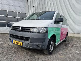 Unfallwagen Volkswagen Transporter Transporter/Caravelle T5 Bus 2.0 TDI DRF (CAAA(Euro 5)) [62kW]  (09-20=
09/08-2015) 2011/7