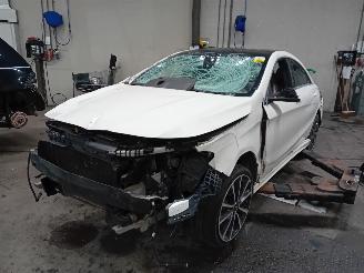 Uttjänta bilar auto Mercedes Cla-klasse CLA (117.3) Sedan 1.6 CLA-180 16V (M270.910) [90kW]  (01-2013/03-2019)= 2013/11