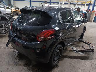 Peugeot 208 208 I (CA/CC/CK/CL) Hatchback 1.2 Vti 12V PureTech 82 (EB2F(HMZ)) [60k=
W]  (03-2012/12-2019) picture 3