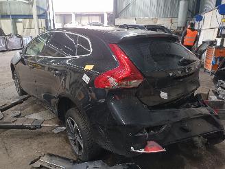 Volvo V-40 V40 (MV) Hatchback 5-drs 2.0 D3 16V (D4204T9) [110kW]  (04-2015/08-201=
9) picture 4