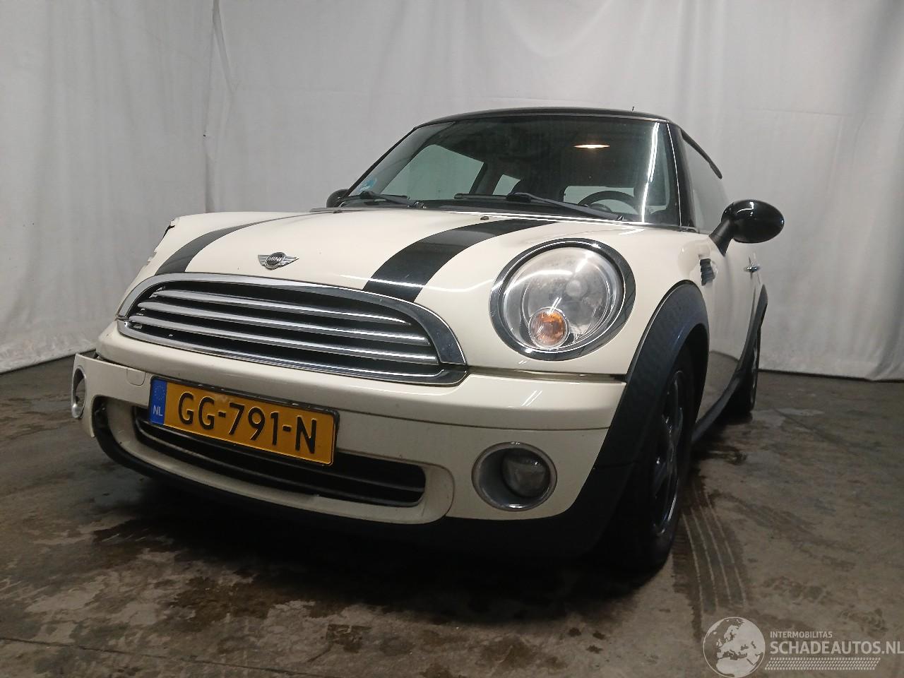 Mini Mini Mini (R56) Hatchback 1.6 16V Cooper (N12-B16A) [88kW]  (10-2006/02-201=
2)