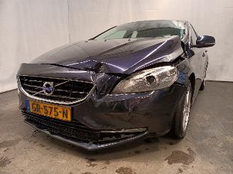 Damaged car Volvo V-40 V40 (MV) Hatchback 5-drs 2.0 D2 16V (D4204T8(Euro 6b)) [88kW]  (02-201=
5/08-2019) 2015/8