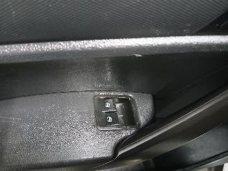 Volkswagen Caddy Caddy IV Van 2.0 TDI 75 (DFSC) [55kW]  (05-2015/09-2020) picture 13