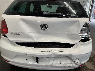 Volkswagen Polo Polo V (6R) Hatchback 1.0 12V BlueMotion Technology (CHYA) [44kW]  (01=
-2014/10-2017) picture 12