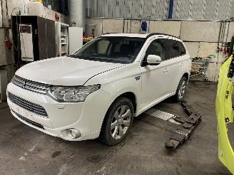 Purkuautot passenger cars Mitsubishi Outlander Outlander (GF/GG) SUV 2.0 16V PHEV 4x4 (Y61) [147kW]  (01-2014/12-2021=
) 2014/4