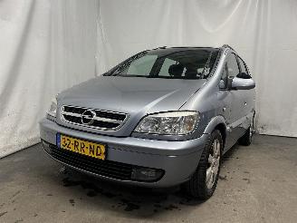 krockskadad bil auto Opel Zafira Zafira (F75) MPV 1.6 16V (Z16XE(Euro 4)) [74kW]  (04-1999/06-2005) 2005/7