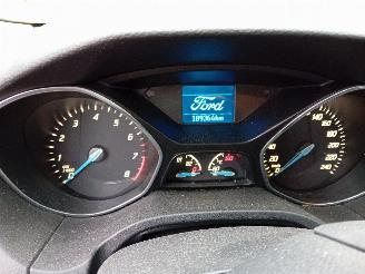 Ford Focus Focus 3 Wagon Combi 1.0 Ti-VCT EcoBoost 12V 100 (M2DC) [74kW]  (02-201=
2/05-2018) picture 2