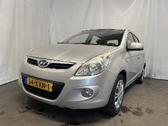  Hyundai I-20 i20 Hatchback 1.2i 16V (G4LA) [57kW]  (09-2008/12-2012) 2010/2
