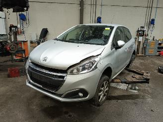 disassembly passenger cars Peugeot 208 208 I (CA/CC/CK/CL) Hatchback 1.6 Blue HDi (DV6FE(BHW)) [55kW]  (01-20=
13/12-2019) 2017/1