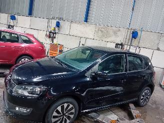 disassembly passenger cars Volkswagen Polo Polo V (6R) Hatchback 1.2 TDI 12V BlueMotion (CFWA(Euro 5)) [55kW]  (1=
0-2009/05-2014) 2013/12