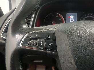 Seat Leon Leon ST (5FF) Combi 5-drs 1.0 TSI 12V (CHZD) [85kW]  (05-2015/08-2020)= picture 18