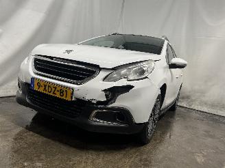 damaged passenger cars Peugeot 2008 2008 (CU) MPV 1.2 Vti 12V PureTech 82 (EB2F(HMZ)) [60kW]  (03-2013/12-=
2018) 2014/7